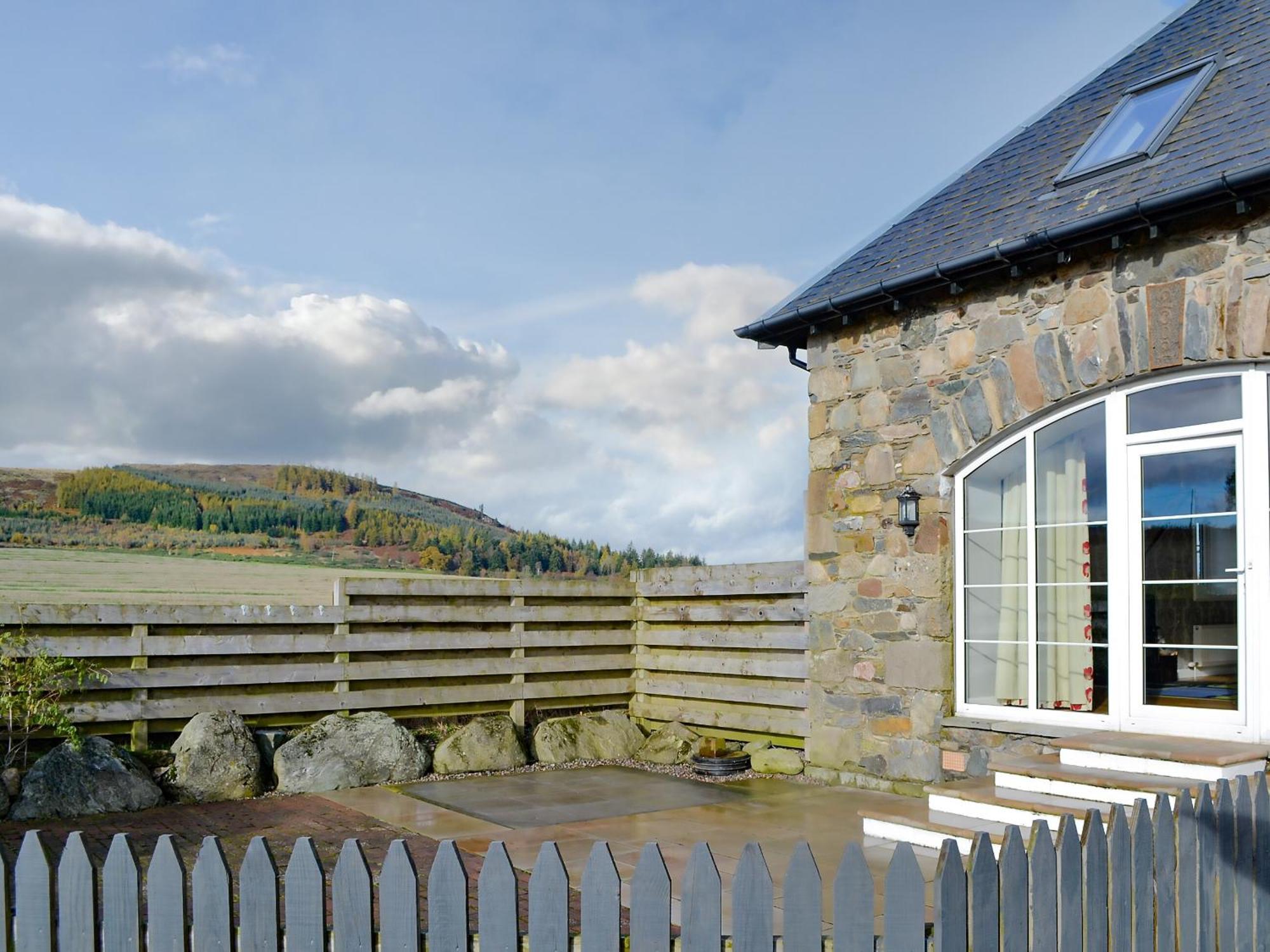 Little Harrowfield Villa Bankfoot Exterior photo